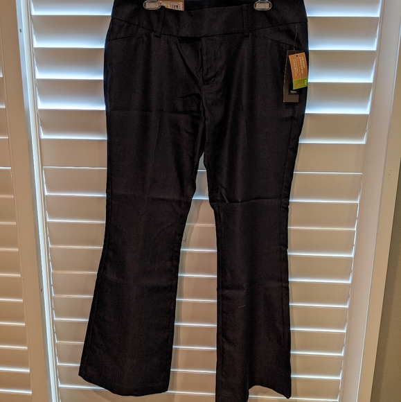 Jeans - Picture 1 of 3